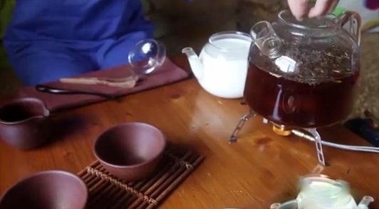 Заваривание калмыцкого чая